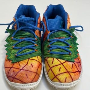 NIKE TODDLER SPONGEBOB FUN KYRIE SNEAKERS
